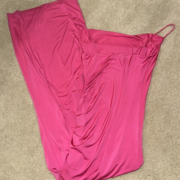 Lovers + Friends Maxi Dress - Picture 3 of 7